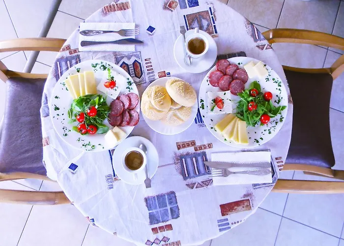 West 2* Yukarı Cuma