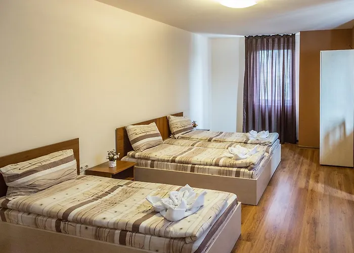Otel West Yukarı Cuma